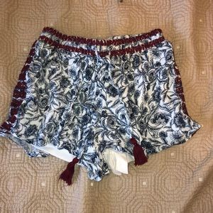 Pattern Flowy Shorts Blue Red Tassels